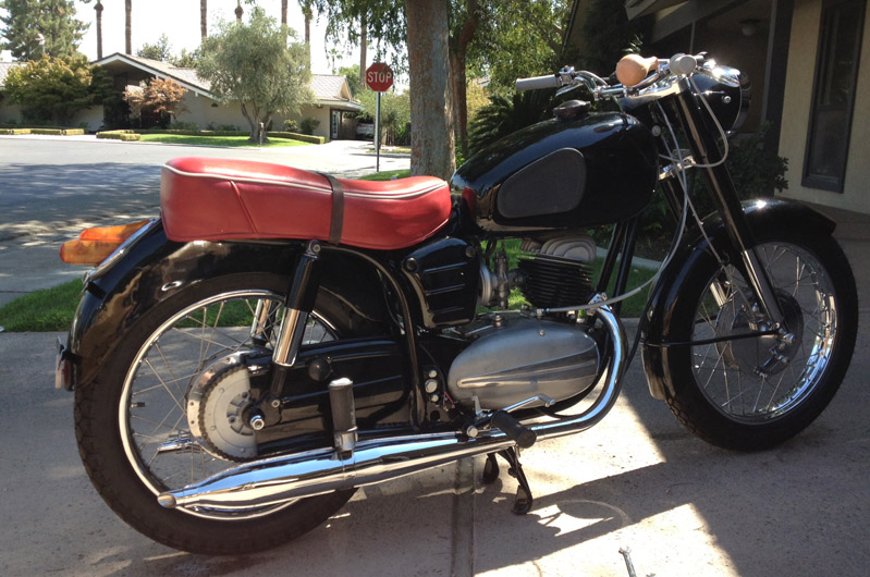 1958_Pannonia_TLF_250_DeLux_04.jpg
