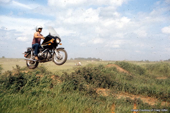 Craig-Vetter-1973-Loyal-Jumping-Windshirld-Test-01.jpg