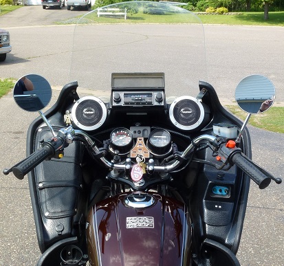 The cockpit (2).jpg