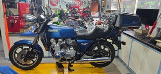 1979 KZ 165.2 (Medium).jpg